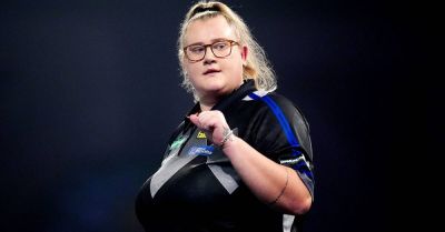 Beau Greaves first woman to win PDC ranking title with victory in Milton Keynes