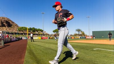 Sources: Guardians calling up former No. 1 pick Travis Bazzana - ESPN