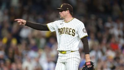 Scoreless innings streak ends for Padres' Mason Miller amid drama - ESPN