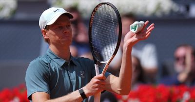 Jannik Sinner criticises Madrid night schedule after win over Cameron Norrie