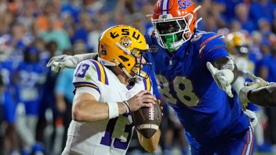 Vikings invite draft pick Caleb Banks to bring his pythons, Cane Corso and chameleon to Minnesota