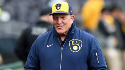 Brewers inherit 'rally tortoise' after pocket pancakes nixed - ESPN