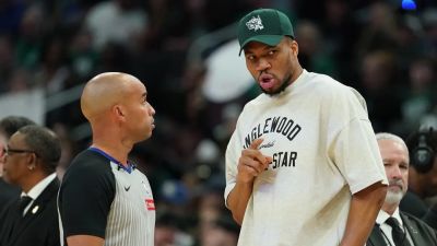 Giannis Antetokounmpo makes clear he wants to 'f---ing play' as feud erupts over injury status
