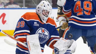 NHL fan goes into labor during Oilers game against Golden Knights, broadcaster says
