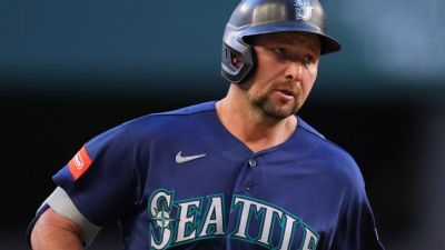 Seattle Mariners catcher Cal Raleigh hits first HR of season - ESPN