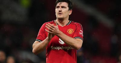 Harry Maguire signs one-year contract extension at Man Utd