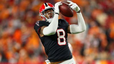 Kyle Pitts signing franchise tag, reports to Falcons' workouts - ESPN