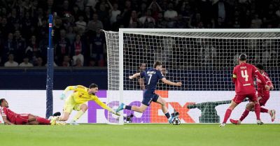 Paris St Germain - Arne Slot’s side left with mountain to climb at Anfield - breakingnews.ie - France