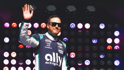 Alex Bowman - Justin Allgaier - Alex Bowman Back on Track at Bristol After Being Medically Cleared - foxnews.com