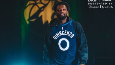 Minnesota Timberwolves wear Donte DiVincenzo jerseys ahead of Game 6 - ESPN