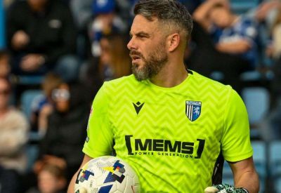 Gillingham FC have announced that goalkeeper Glenn Morris will leave the club at the end of his contract this summer