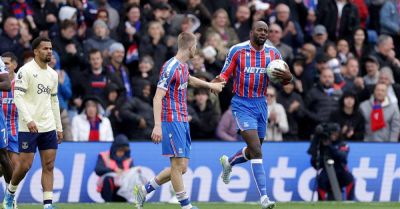 Jean-Philippe Mateta earns Crystal Palace a point at home to Everton