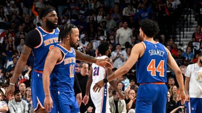 Knicks sweep 76ers, return to Eastern Conference finals - ESPN