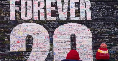 Liverpool share images of Forever 20 sculpture tribute to Diogo Jota and brother