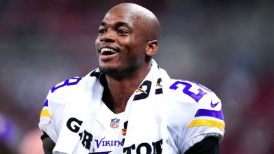 Adrian Peterson - Vikings to induct ex-RB Adrian Peterson into ring of honor - ESPN - espn.com - Washington - state Arizona - state Minnesota - state Tennessee - parish Orleans