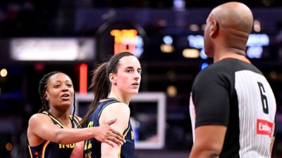 Caitlin Clark - Nick Wright - Dallas Wings - Caitlin Clark gets technical foul after tense interaction with referee in Fever win over Sparks - foxnews.com - Los Angeles - state Indiana - Nigeria - county Clark - state Connecticut