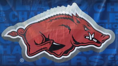 Arkansas reinstates tennis programs with short-term funding - ESPN