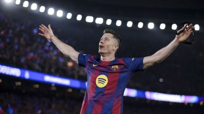 Robert Lewandowski to leave Barcelona at end of season - ESPN