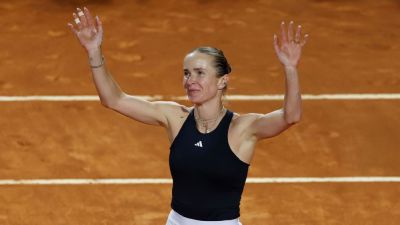 Svitolina tops Gauff in three sets for third Italian Open title - ESPN