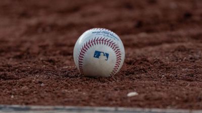 Nationals ban spectator who displayed white nationalist banner - ESPN