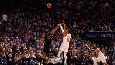 Knicks rally from 22 down in 4th, steal Game 1 from Cavs in OT - ESPN