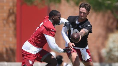 Projecting 2026 NFL rookie leaders in 10 stat categories - ESPN