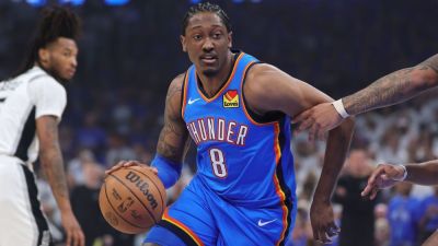 Sources: Thunder's Williams day-to-day with hamstring injury - ESPN