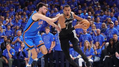 Thunderdogs: OKC not playoff favorites for first time in 33 games - ESPN - espn.com - Jordan - county Dallas - county Maverick