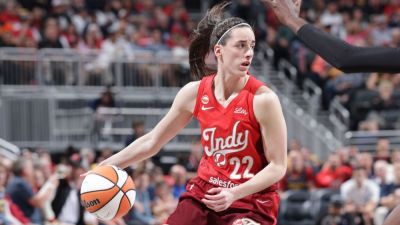 Fever's Clark: Returning from injuries poses 'mental challenge' - ESPN