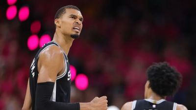 Kevin Durant - Nick Wright - Alex Slitz - Thunder erase 15-point deficit to take series lead over Spurs as Victor Wembanyama's 26 points fall short - foxnews.com - France - state Texas
