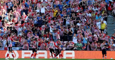 Sunderland earn Europa League place with win over 10-man Chelsea