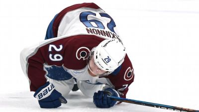 Hobbled Nathan MacKinnon, Colorado Avalanche face 3-0 hole - ESPN