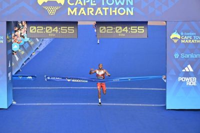 WRAP | Cape Town Marathon: Records tumble on a perfect day for rapid running