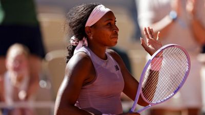 Coco Gauff in 'mini car accident' on way to French Open match - ESPN