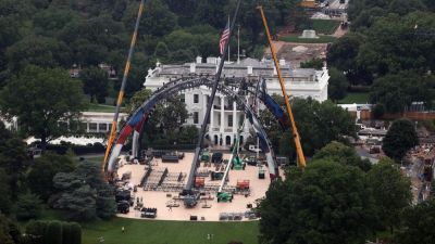 UFC fighting cage under construction on White House lawn - ESPN