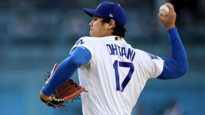 Shohei Ohtani hits leadoff homer, gives Dodgers' no-hit bid - ESPN