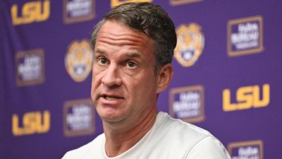 LSU AD Verge Ausberry stresses SEC unity in meeting with coaches - ESPN