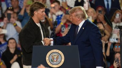 Donald Trump - Ryan Murphy - Trump backs Giants QB Jaxson Dart after rally appearance backlash, says 'He's also loved more' - foxnews.com - Usa - New York - Los Angeles
