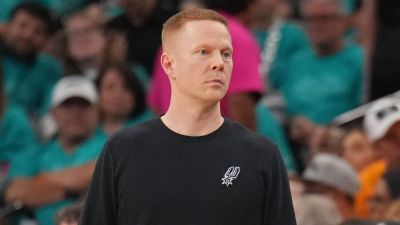 Billy Donovan - Mitch Johnson - Sources: Magic finalizing deal to hire Spurs asst. Sweeney as coach - ESPN - espn.com