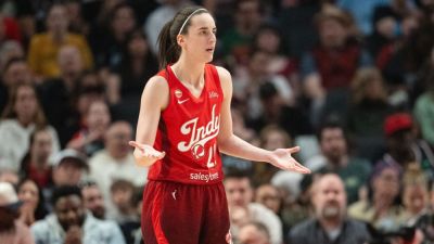 Caitlin Clark - Fever's Clark goes cold, held to 6 points in loss to Fire - ESPN - espn.com - state Oregon - state Indiana