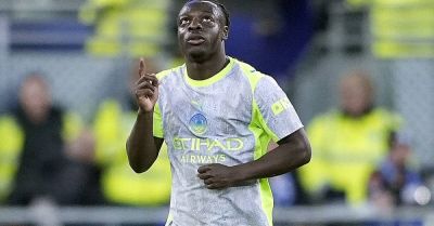 Man City drop points in title race as last-gasp leveller rescues draw at Everton