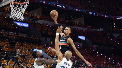 Julius Randle - Rudy Gobert - Victor Wembanyama has 12-block triple-double in Spurs' loss - ESPN - espn.com - state Minnesota