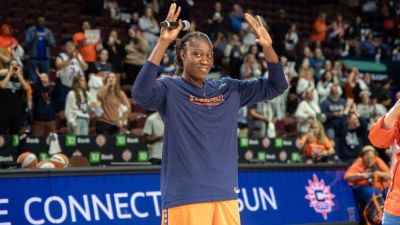 Diana Taurasi - Tina Charles - WNBA star Tina Charles announces retirement after 14 seasons - ESPN - espn.com - Washington - New York - county Charles - state Connecticut