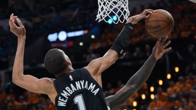 Chris Finch - Wolves say Victor Wembanyama goaltending calls being missed - ESPN - espn.com - state Minnesota