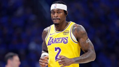 Lakers player suffers gruesome pinkie injury in Game 1 loss to Thunder