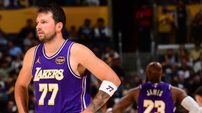 Lakers' Luka Doncic still unsure when he'll return from injury - ESPN