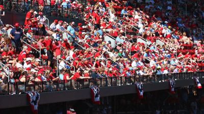 Brandon Sloter - Harrowing video shows man trying to jump from Busch Stadium upper deck before fans intervene - foxnews.com - state Missouri - county St. Louis