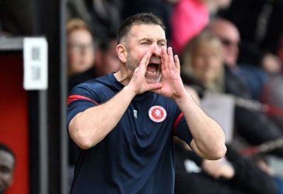 Craig Tucker - Ryan Maxwell - Welling United manager Ryan Maxwell cleared of all allegations following altercation before Potters Bar match - kentonline.co.uk
