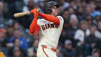 Guardians acquire Gold Glove catcher Bailey from Giants - ESPN