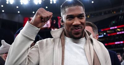 Anthony Joshua - Oleksandr Usyk - Anthony Joshua vows to be ‘good soldier’ for parents of friends killed in crash - breakingnews.ie - Nigeria - Albania